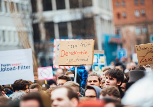 democracy404 – markus-spiske-unsplash.jpg